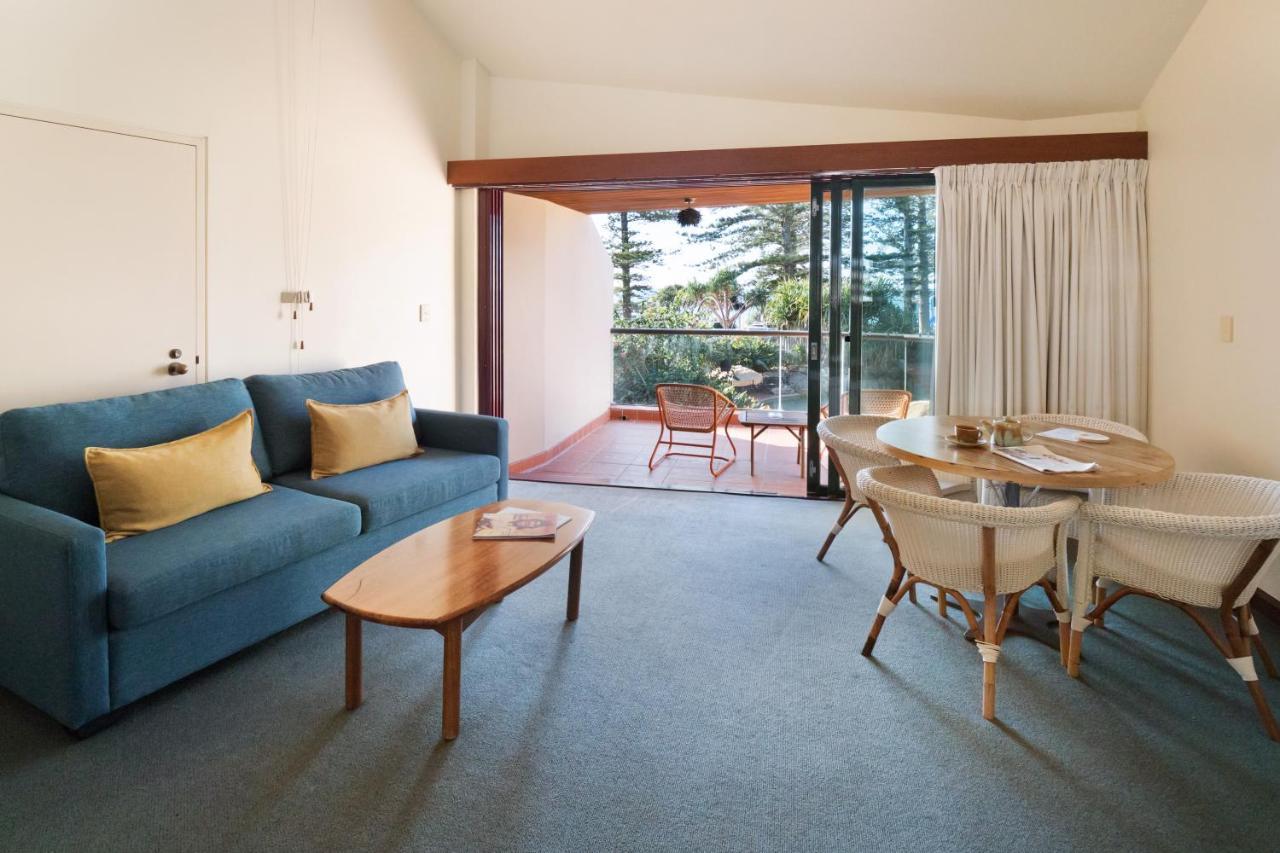 ביירון ביי Beach Hotel Resort מראה חיצוני תמונה