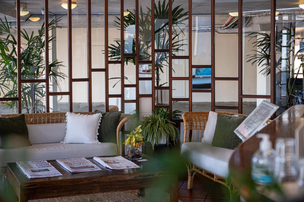ביירון ביי Beach Hotel Resort מראה חיצוני תמונה