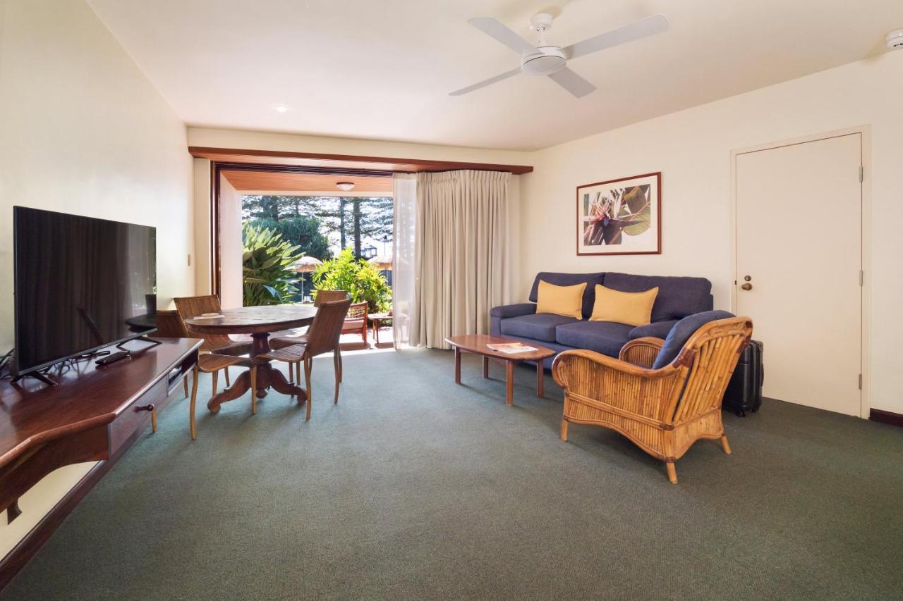 ביירון ביי Beach Hotel Resort מראה חיצוני תמונה