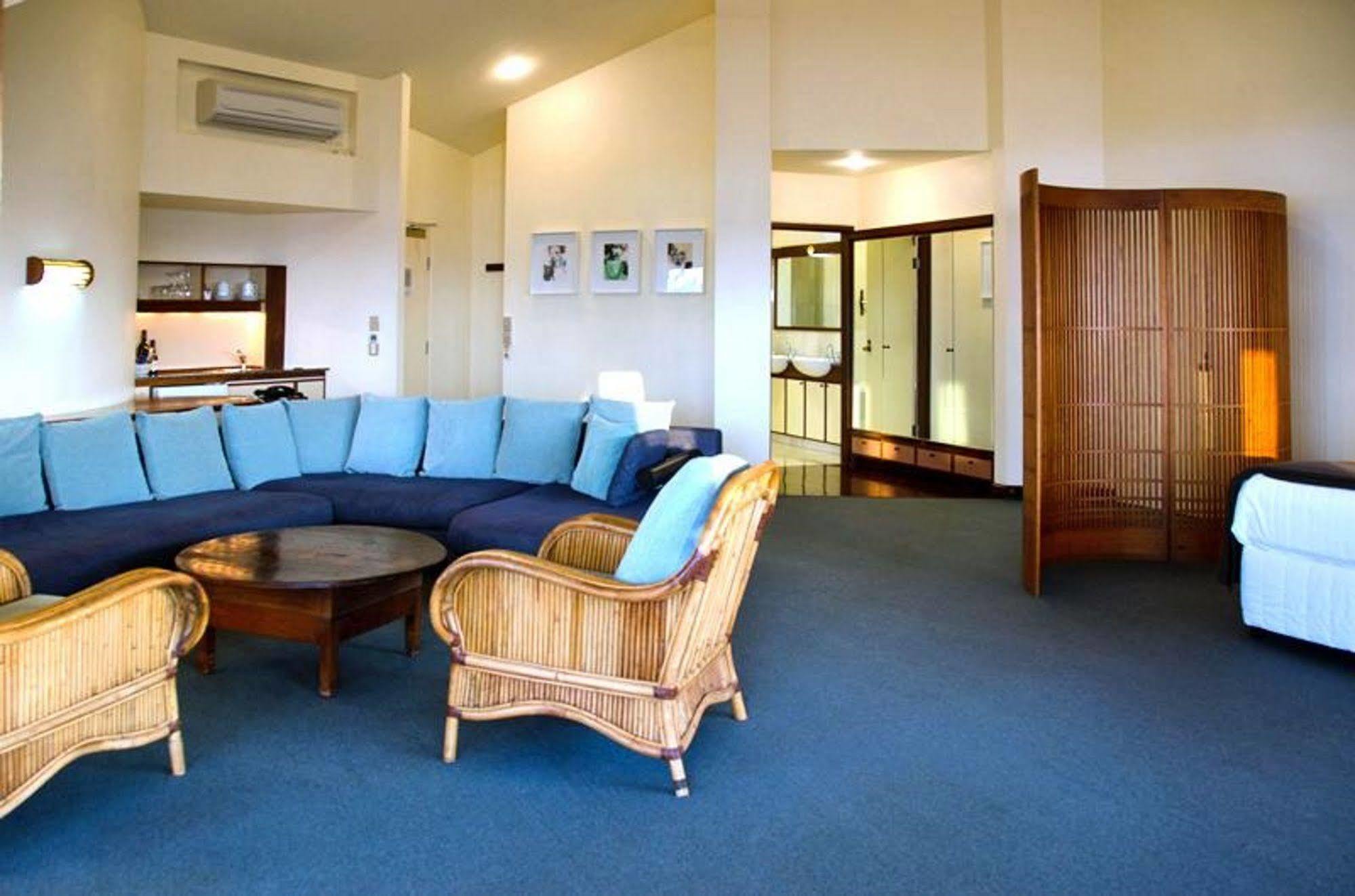 ביירון ביי Beach Hotel Resort מראה חיצוני תמונה