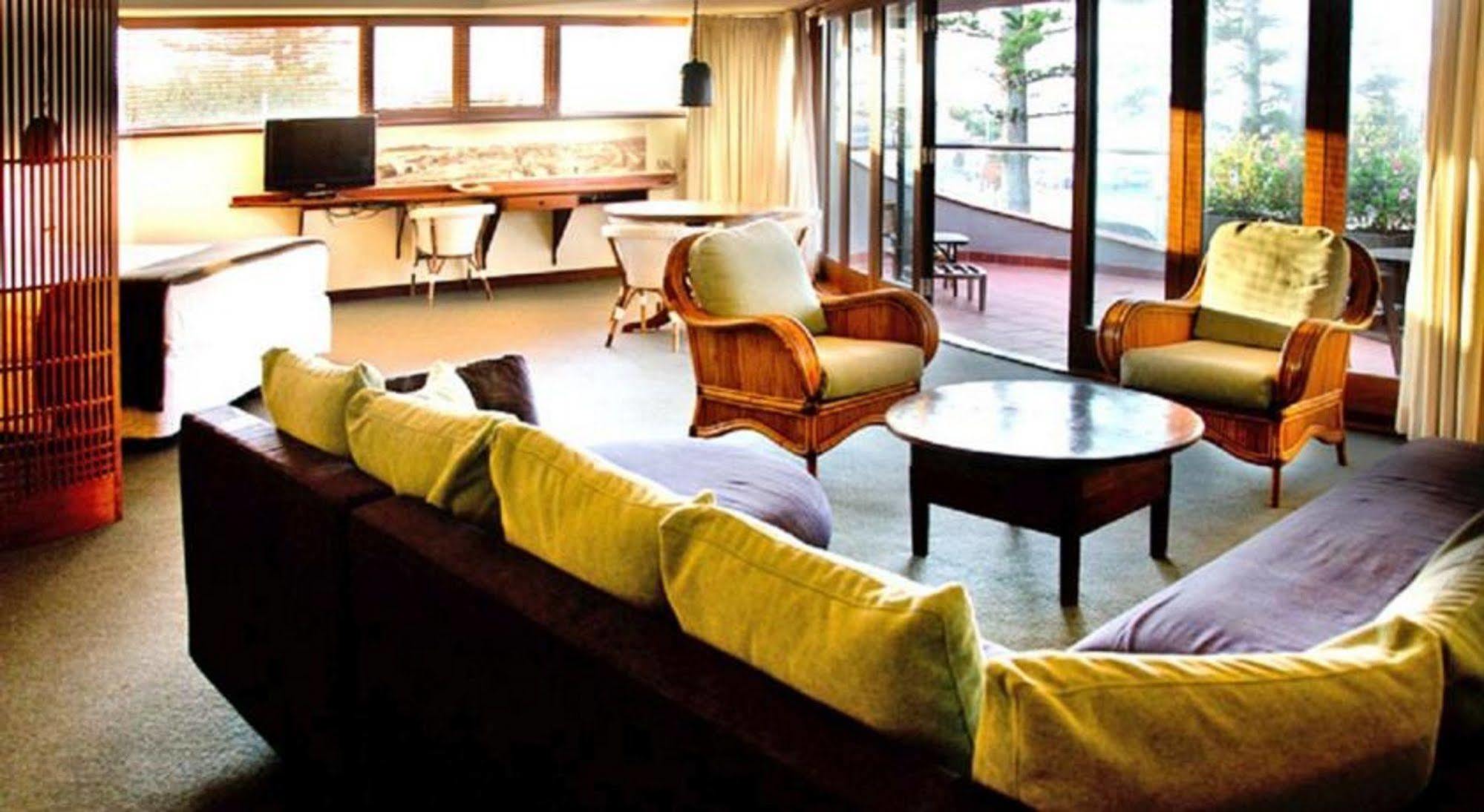 ביירון ביי Beach Hotel Resort מראה חיצוני תמונה